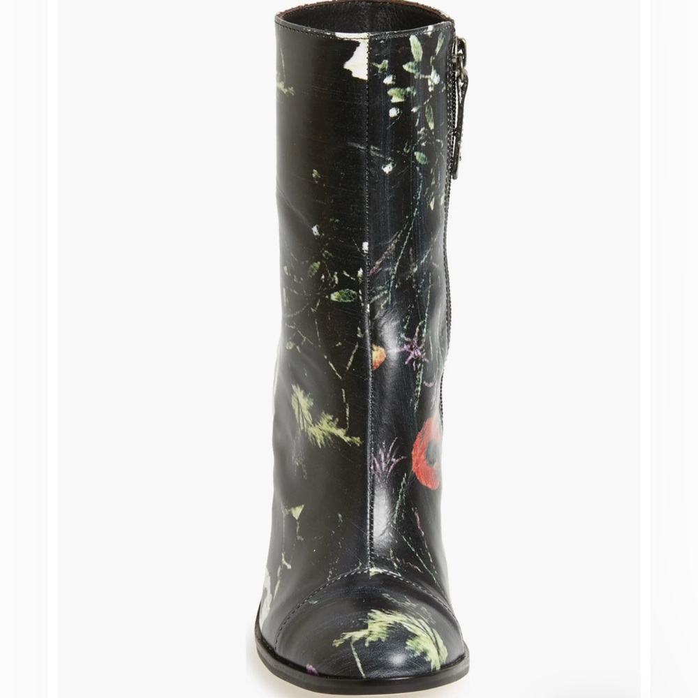 Matisse 'Graffiti' Block Heel Bootie - Picture 7 of 14